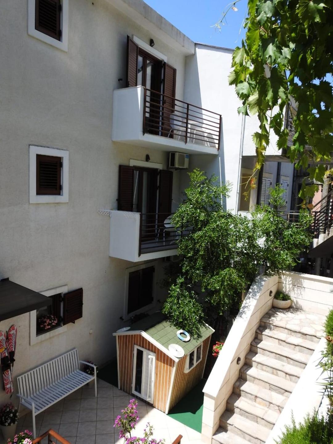 Apartments Ardura Petrovac Екстериор снимка