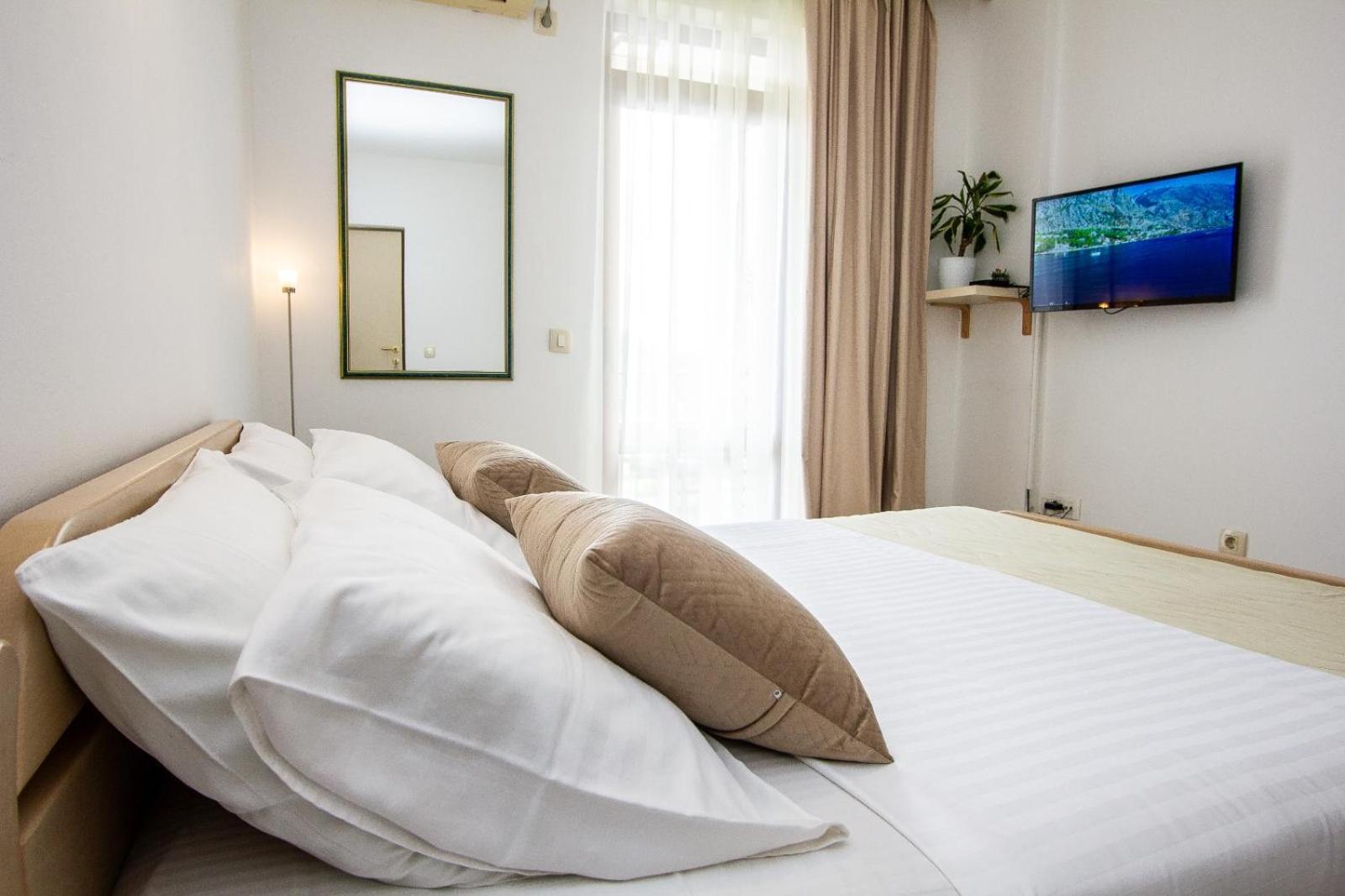 Apartments Ardura Petrovac Екстериор снимка