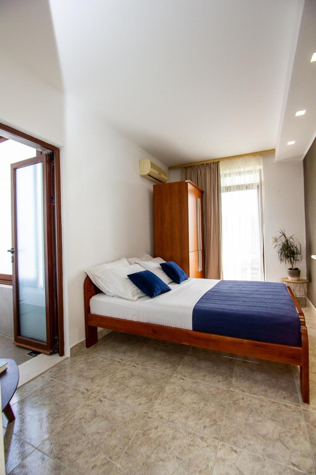 Apartments Ardura Petrovac Стая снимка