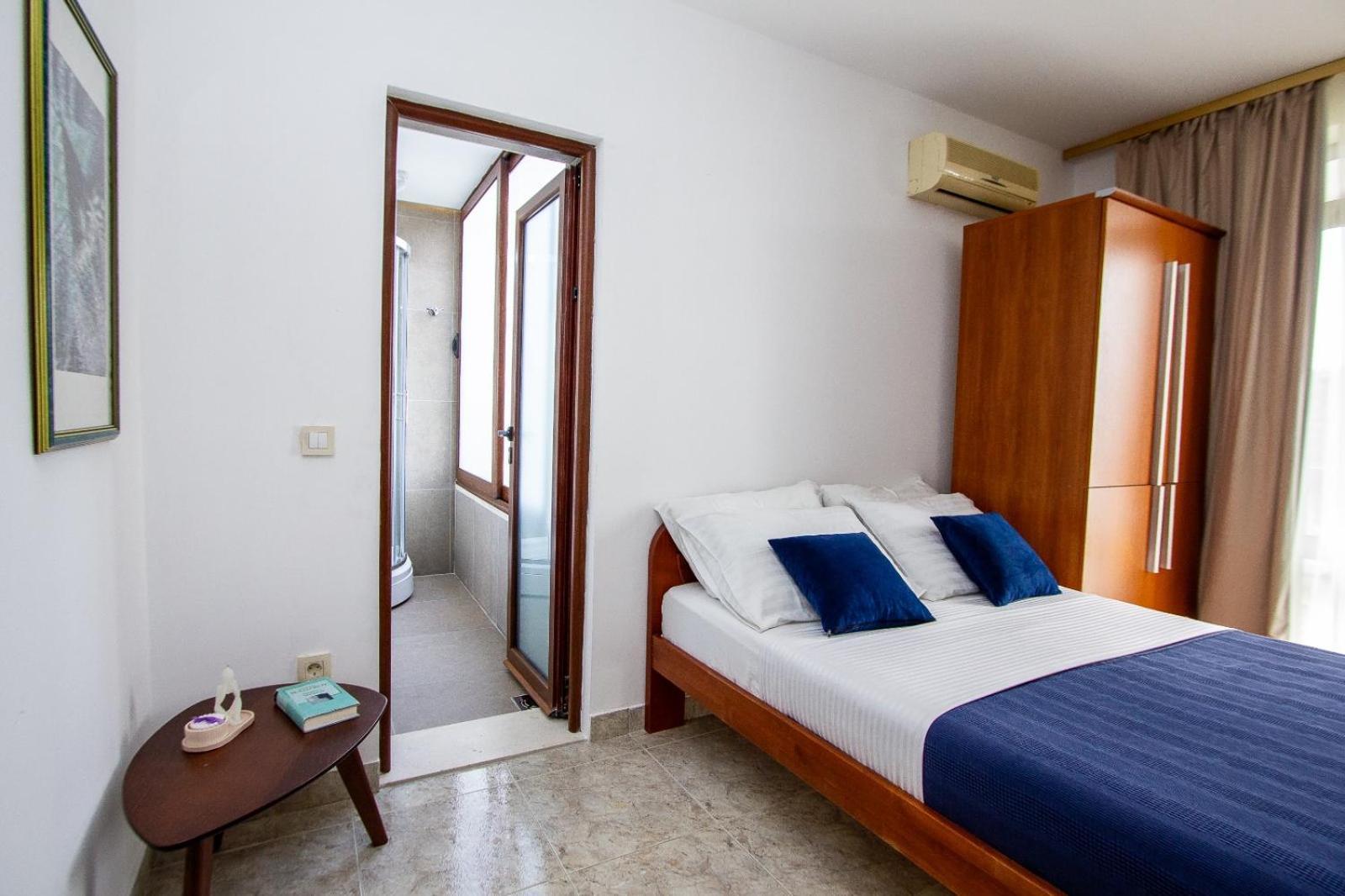 Apartments Ardura Petrovac Екстериор снимка
