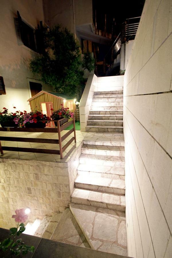 Apartments Ardura Petrovac Екстериор снимка